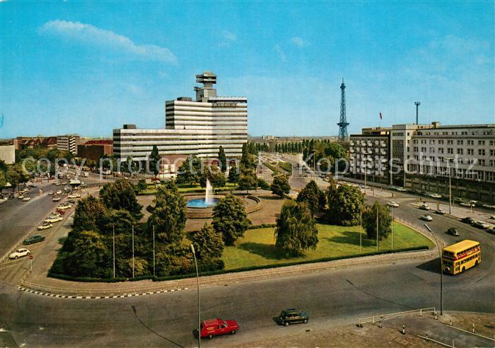 BERLIN DE Theodor Heuss Platz mit Fernsehzentrum