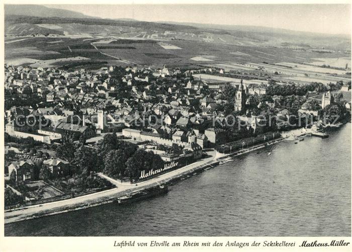 Eltville Rhein Anlagen der Sektkellerei Matheus Mueller MM Sekt Fliegeraufnahme