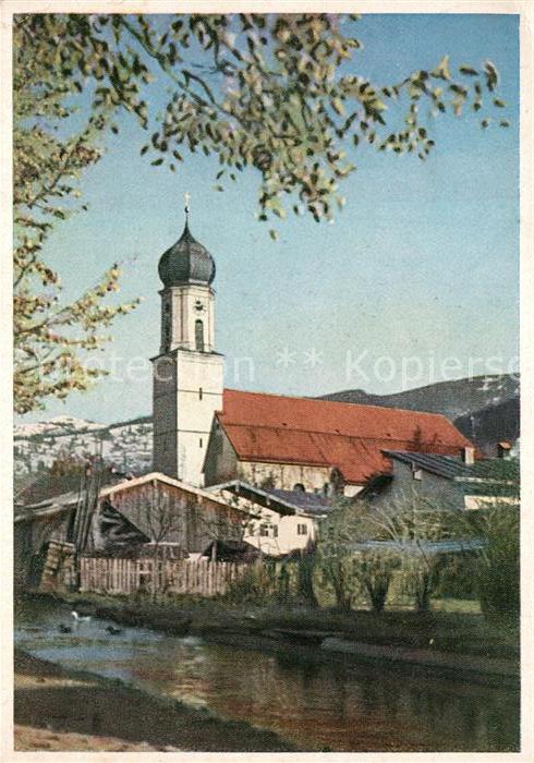 Oberammergau Partie am Muehlbach Blick zur Kirche