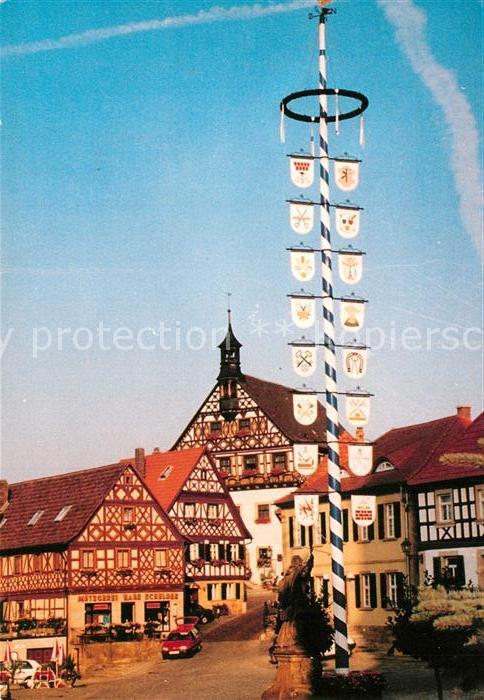 Burgkunstadt Maibaum Marktplatz Fachwerkhaeuser