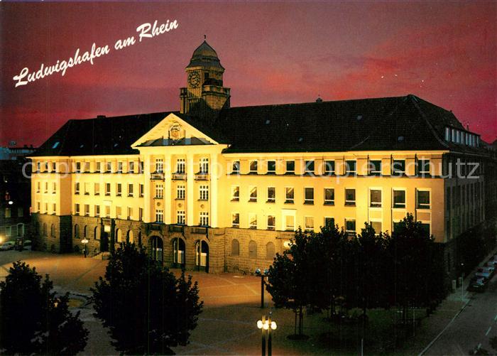 Ludwigshafen Rhein Altes Rathaus Nachtaufnahme