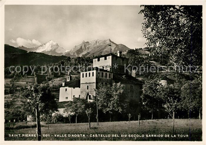 Aosta Saint Pierre Castello del XIV secolo Sarriod de la Tour