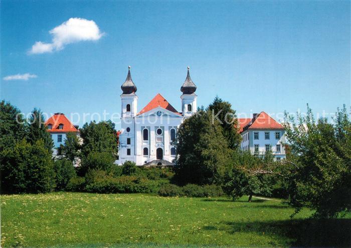 Schlehdorf Kloster mit Pfarrkirche St Tertulin