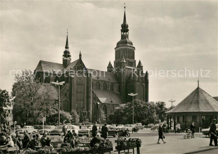 Stralsund Mecklenburg Vorpommern Leninplatz Marienkirche