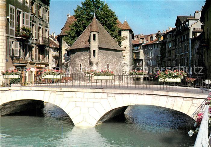 Annecy Haute-Savoie Vieux Quartiers Palais de L Isle