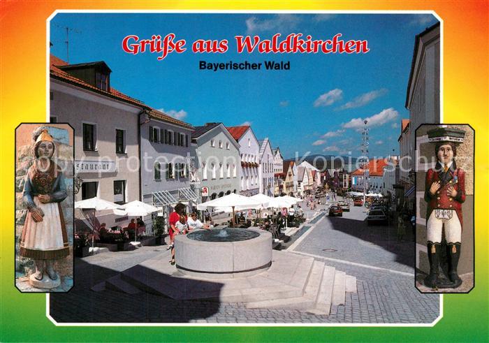 Waldkirchen Niederbayern Marktplatz Brunnen Figuren