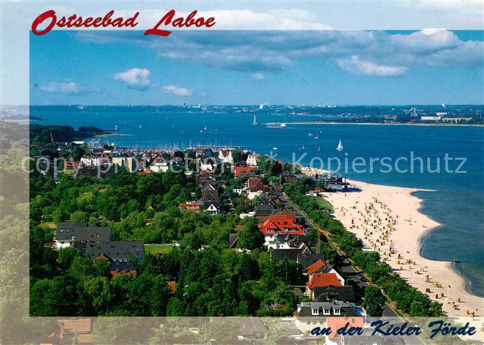 Laboe Fliegeraufnahme mit Strand an der Kieler Foerde