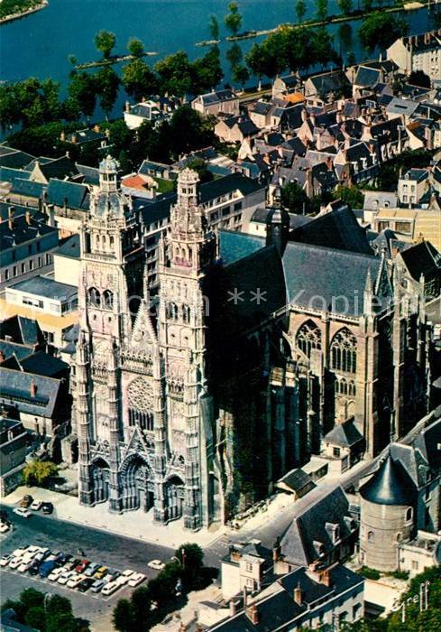 Tours Indre-et-Loire Fliegeraufnahme Cathedrale Saint Gatien