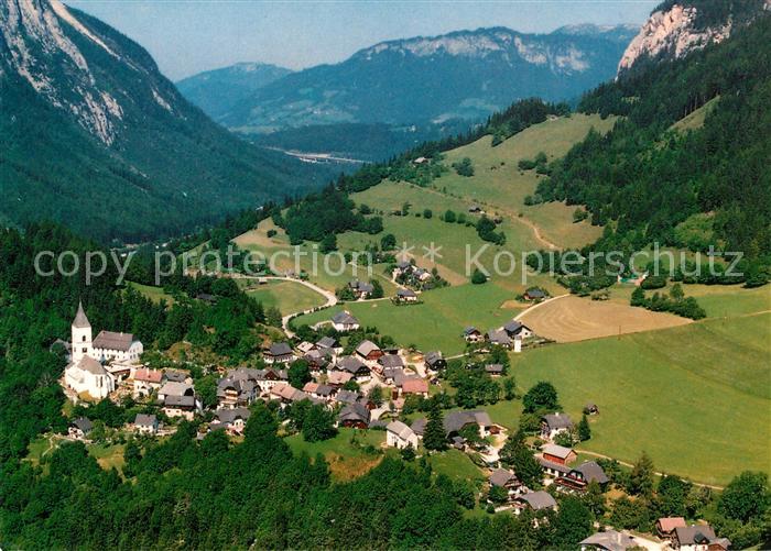 Puergg-Trautenfels Johanneskapelle und Pfarrkirche Fliegeraufnahme