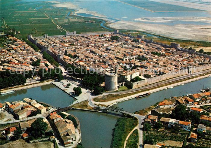 Aigues-Mortes Gard La Ville du Rai Saint Louis Vue aerienn