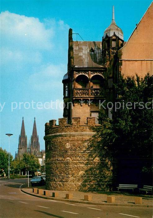 Koeln Rhein Roemerturm Stadtmauer Blick zum Dom