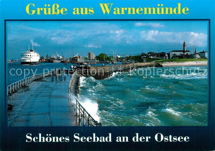 Warnemuende Ostseebad Blick von der Mole Strand Faehre