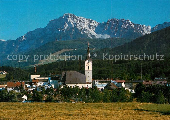 Teisendorf Oberbayern Ortsansicht mit Kirche Hochstaufen Chiemgauer Alpen