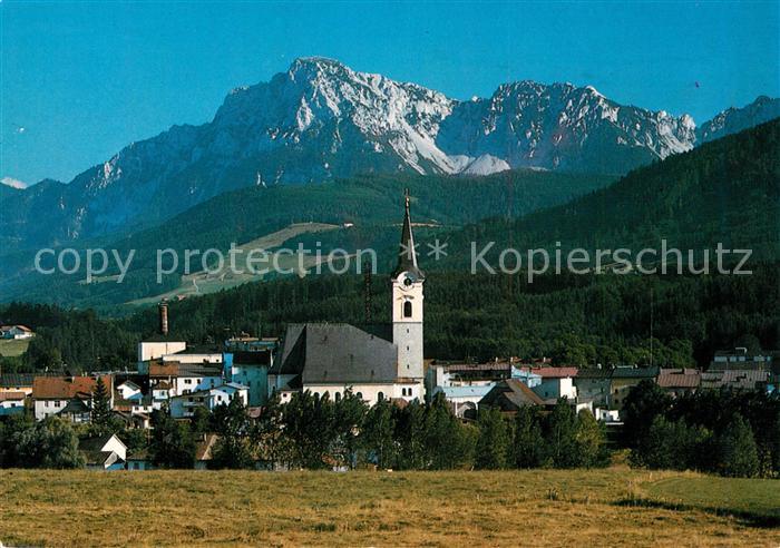 Teisendorf Oberbayern Ortsansicht mit Kirche Hochstaufen Chiemgauer Alpen