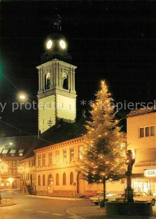Haslach Kinzigtal zur Weihnachtszeit Christbaum Brunnen Kirche Nachtaufnahme