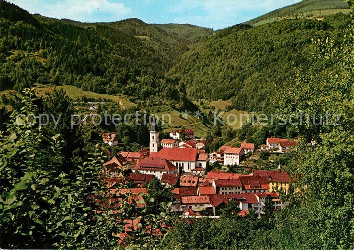 Zell Wiesental Ortsansicht mit Kirche Schwarzwald