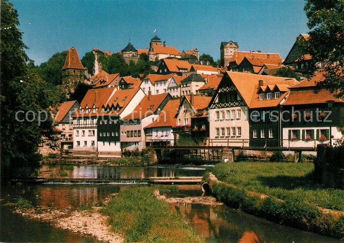Kronach Oberfranken Historischer Stadtkern mit Veste Rosenberg Partie am Fluss