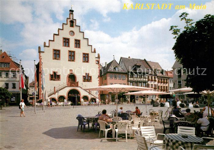 Karlstadt Main Marktplatz Strassencafes Rathaus Giebelhaus