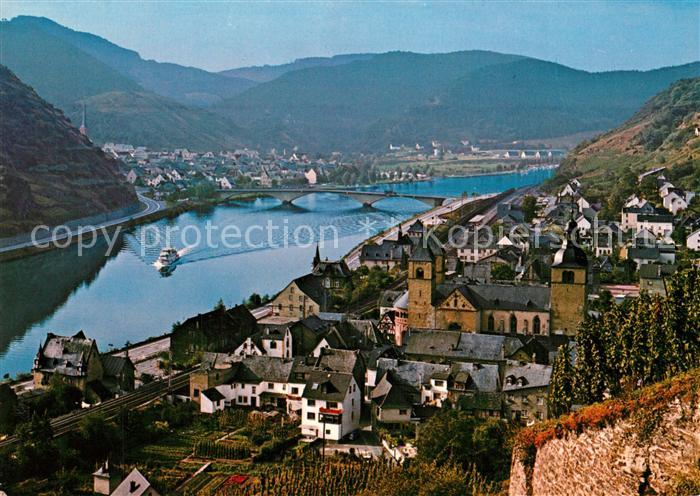 Karden Panorama Blick ueber die Mosel