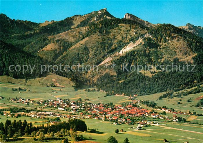 Unterammergau mit Puerschling Teufelstaettkopf Laubeneck und Hennenkopf