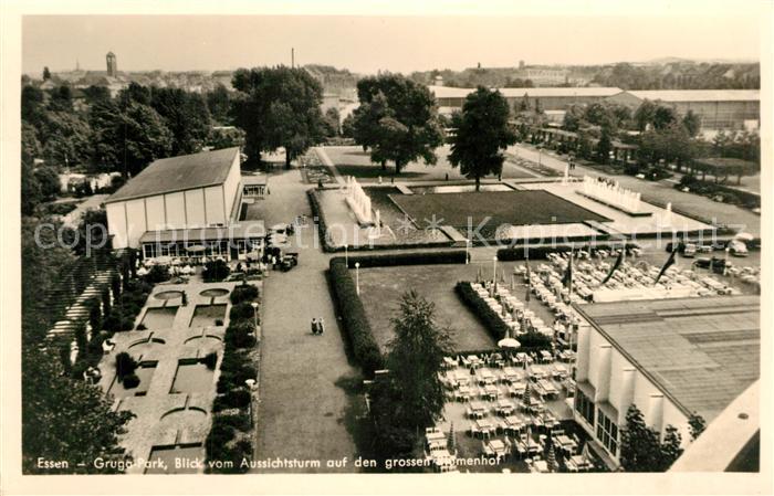Essen Ruhr Grugapark Blick vom Aussichtsturm auf den grossen Blumenhof