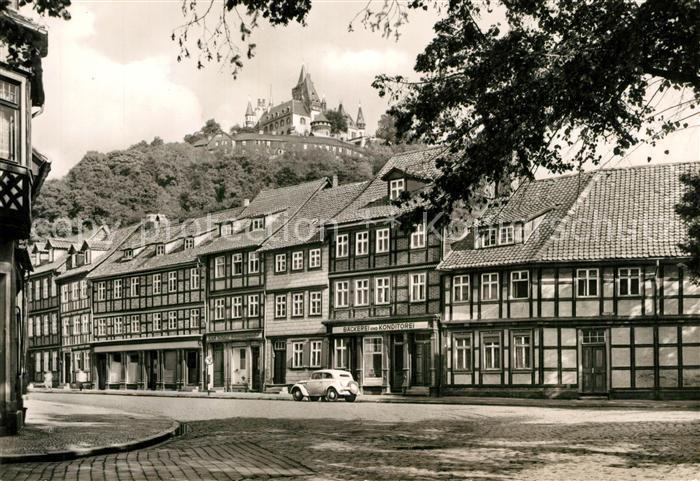 Wernigerode Harz An der Schoenen Ecke Fachwerkhaeuser Schloss