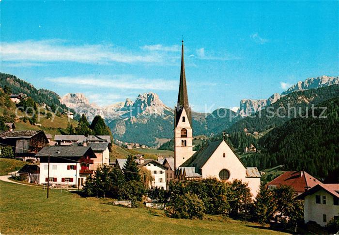 St Christina Groeden Ortsansicht mit Kirche Groednertal Dolomiten