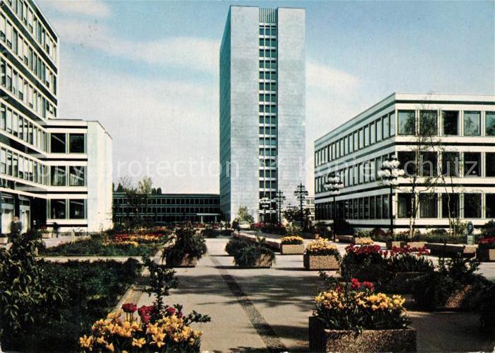 Bonn Rhein Tulpenfeld Gebaeudeensemble Hochhaus