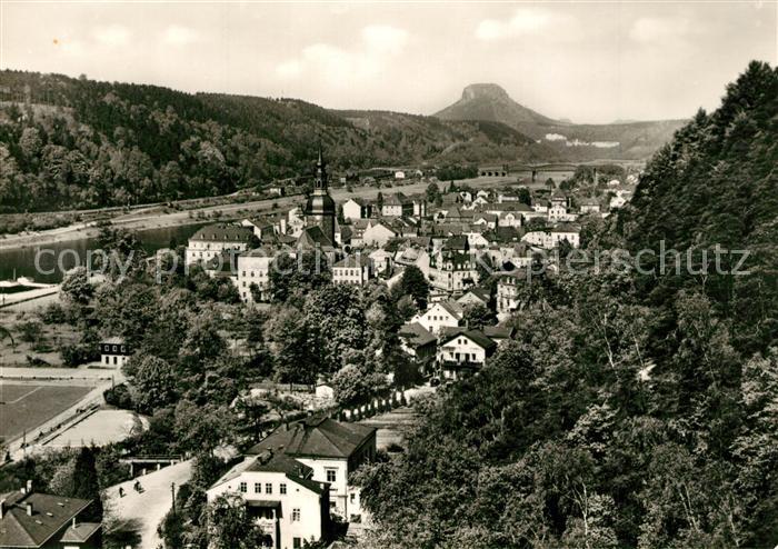 Bad Schandau Panorama mit Blick zum Lilienstein Tafelberg Nationalpark Saechsisc