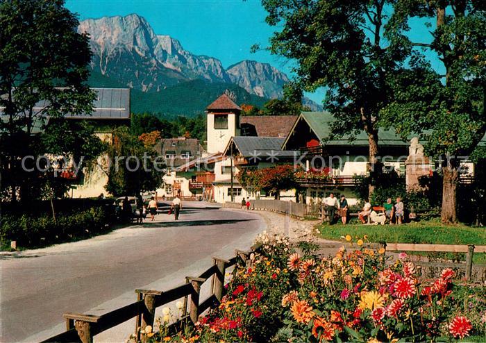 Unterstein Schoenau Hauptstrasse Blick zur Kirche Untersberg Berchtesgadener Alp
