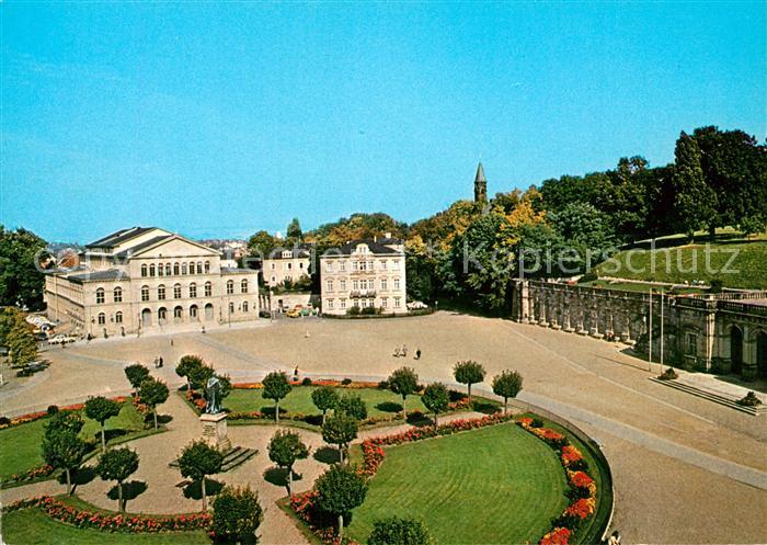Coburg Arkaden mit Veste Coburg