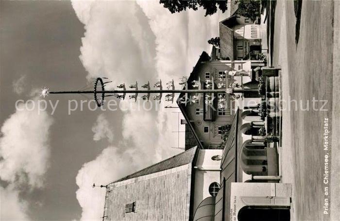 Prien Chiemsee Marktplatz Zunftbaum