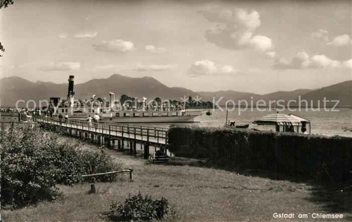 Gstadt Chiemsee Fraueninsel bayrische Alpen
