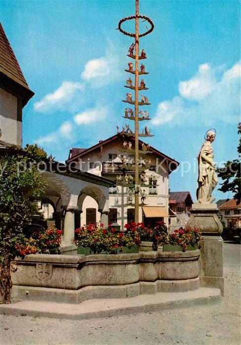 Prien Chiemsee Marienbrunnen Maibaum