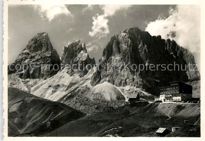 Sassolungo Langkofel Rifugio Maria Flora Passo di Sella
