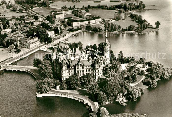 Schwerin Mecklenburg Fliegeraufnahme Schloss