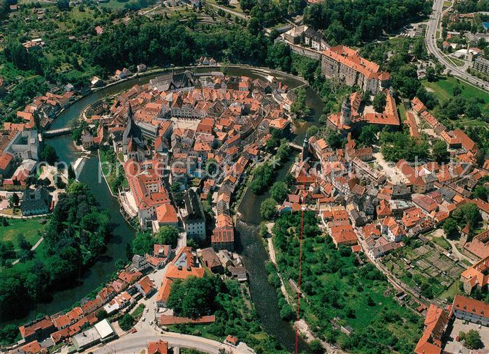 Cesky Krumlov Zamek a mesto roziozene v meandrech reky Vitavy