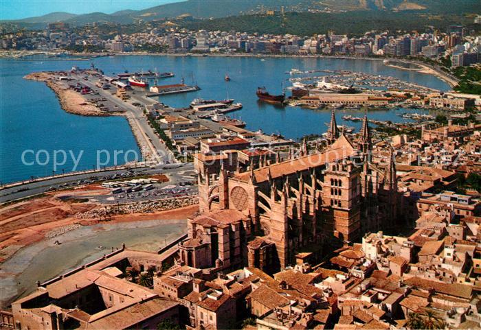 Palma de Mallorca Catedral y Puerto Vista aerea