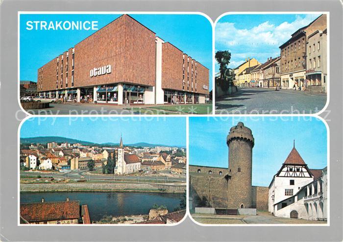 Strakonice Okresni a prumyslove mesto s rane gotickym hradem Na radnici sgrafita