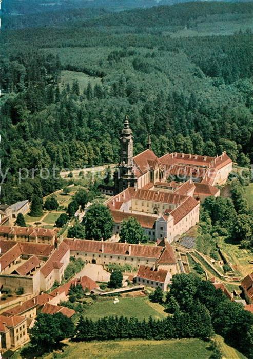 Zwettl-Niederoesterreich Zisterienserstift Fliegeraufnahme