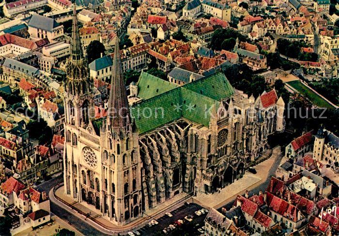 Chartres 28 Fliegeraufnahme Cathedrale