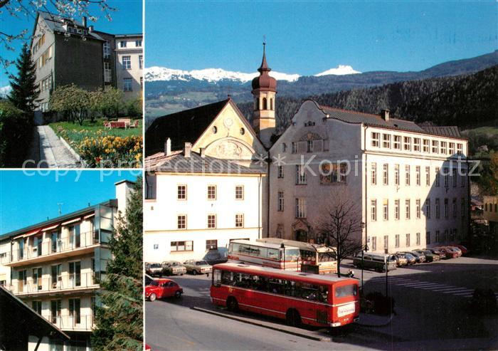 Hall Tirol Provinzhaus mit Kirche