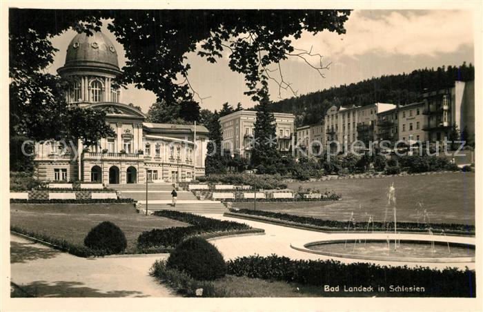 Bad Landeck Schlesien Kurhaus mit Kurpark