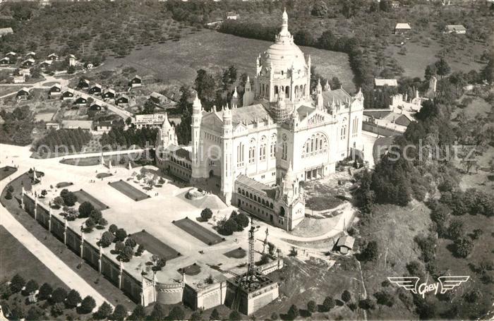 Lisieux La Basilique Vue aerienne
