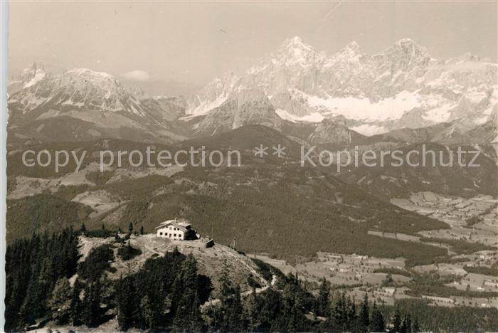 Hochwurzenhuette Fliegeraufnahme mit Dachstein