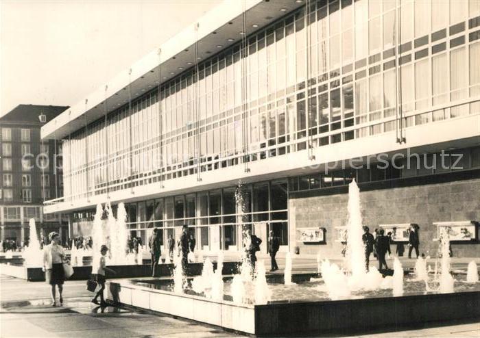 Dresden Kulturpalast Brunnen