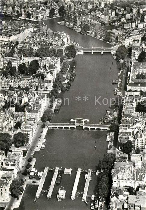 Amsterdam Niederlande Fliegeraufnahme Amstle mit Magere Bruecke