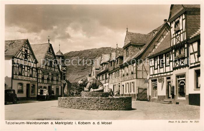 Kobern-Gondorf Tatzelwurm Weinbrunnen am Marktplatz