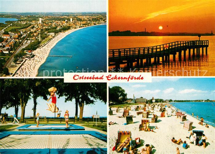 Eckernfoerde Fliegeraufnahme Seebruecke Spielplatz Strand