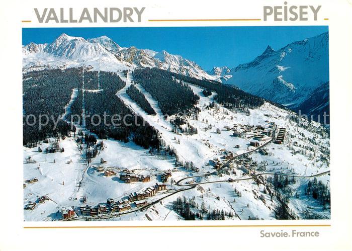 Peisey-Nancroix Vue aerienne Les stations et les pistes
